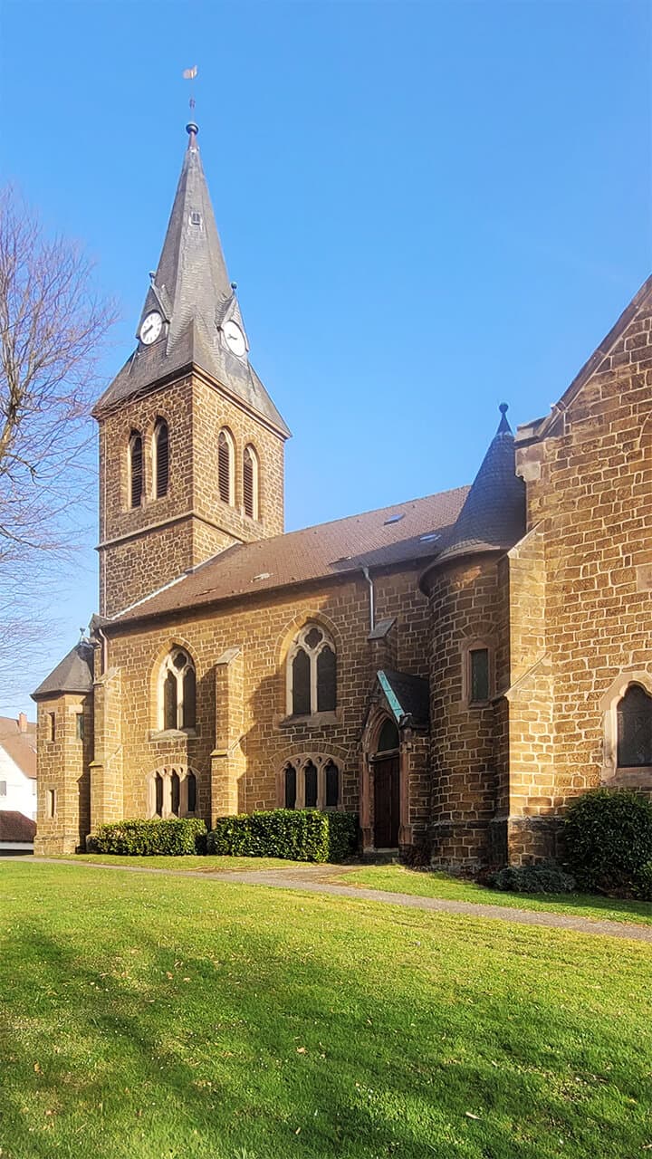 bg_Kirche_Schnathorst